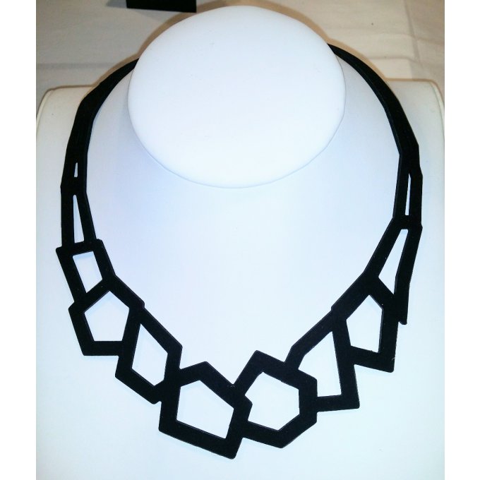 Collier Pentagone