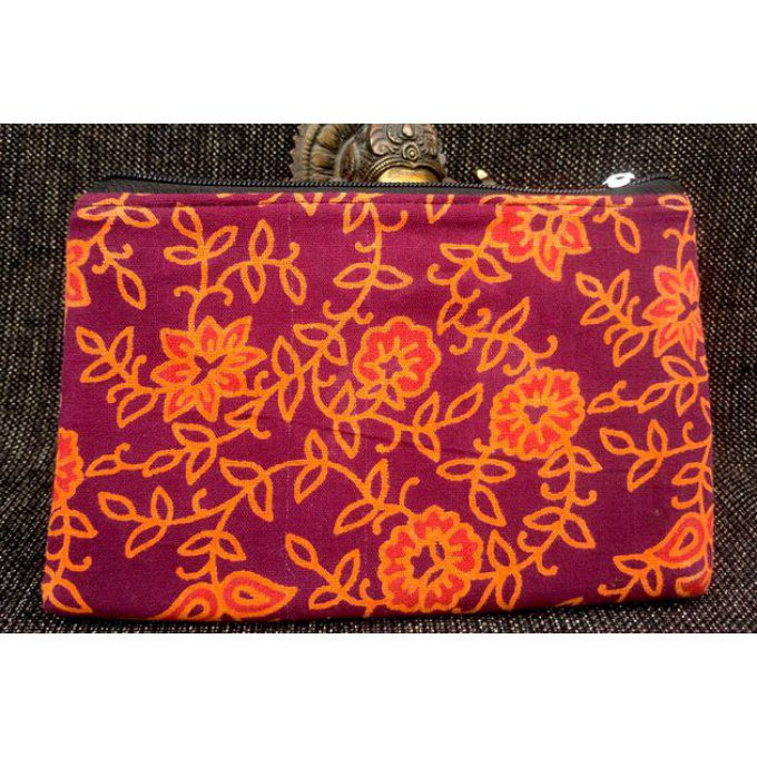 Pochette brodée multicolore