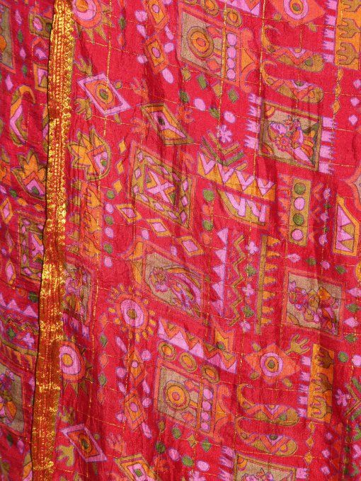 Jupe longue en soie rouge