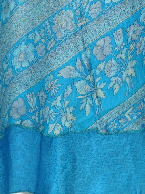 Jupe mi longue en soie turquoise