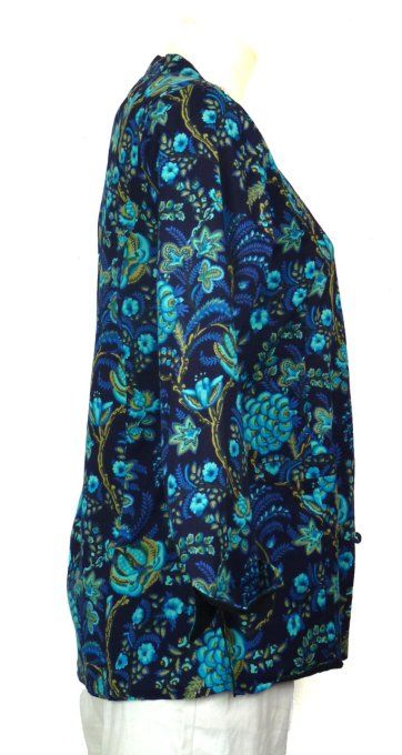 Veste en coton bleu et noir